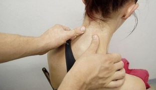 Massage bei Osteochondrose der Halswirbelsäule
